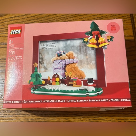 Lego Christmas Picture Frame Set 209 PCs Winter Holiday Limited Edition NIB - Picture 1 of 6